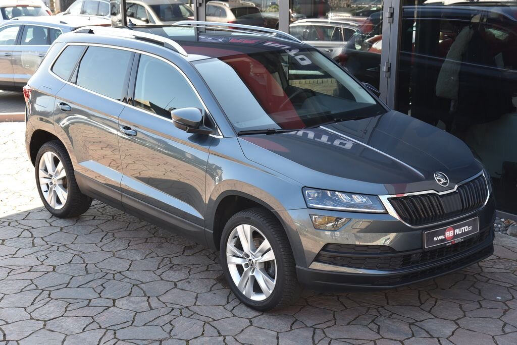 Škoda Karoq SUV / Terénní 1,5 l 110 kw