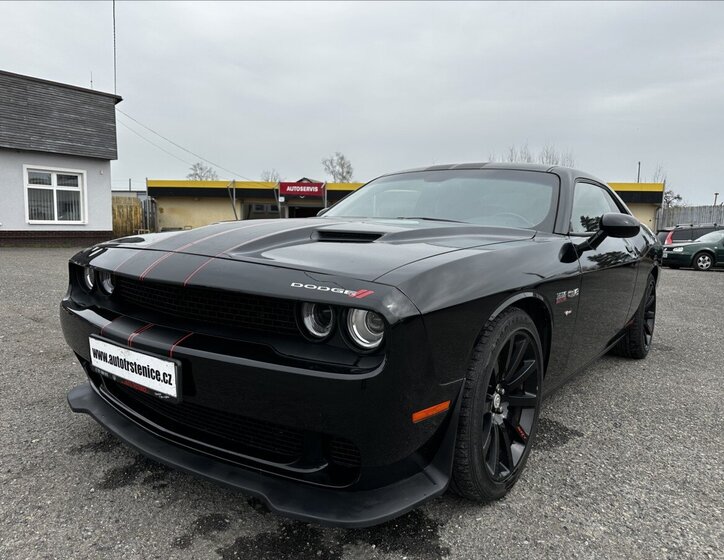 Dodge Challenger Kupé 5,7 l 277 kw