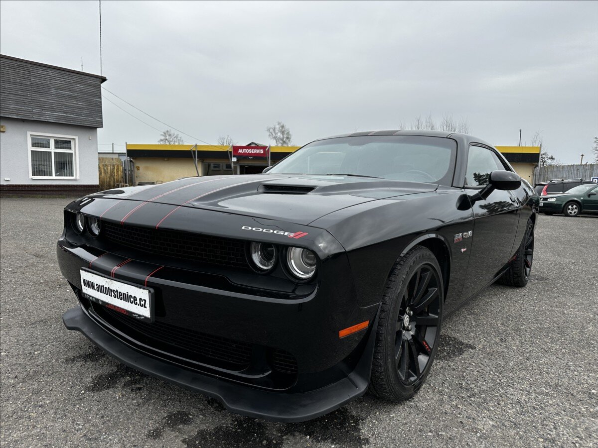 Dodge Challenger Kupé 5,7 l 277 kw