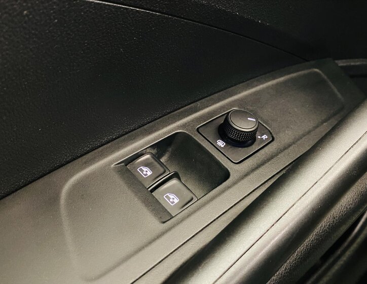 Škoda Fabia Hatchback 999,0 70 kw