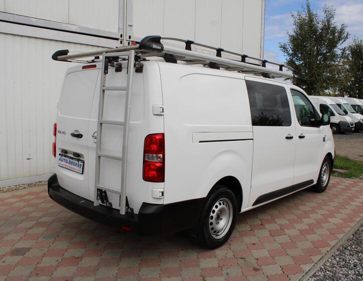Opel Vivaro 4