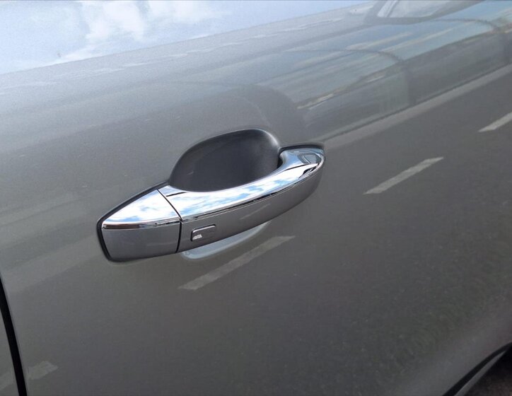 MG HS SUV / Terénní 1,5 l 119 kw