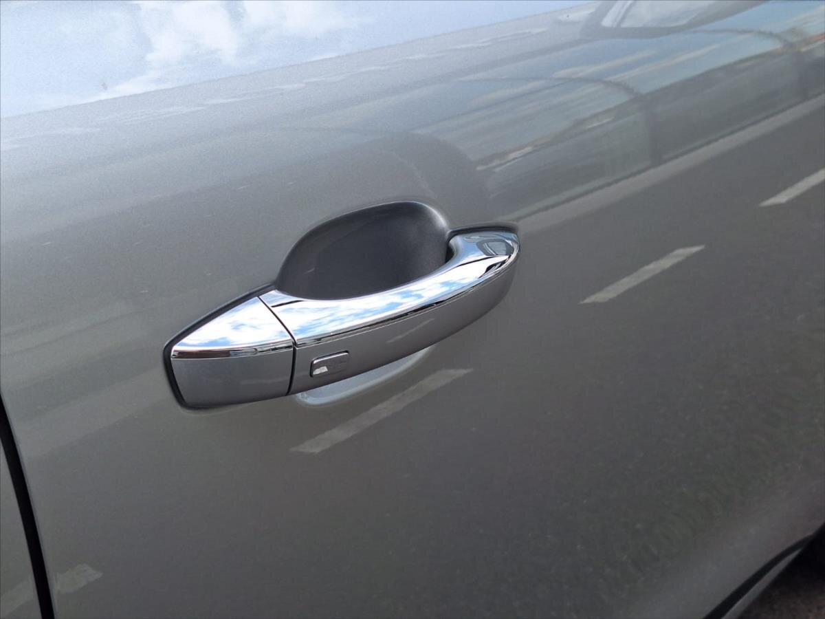 MG HS SUV / Terénní 1,5 l 119 kw