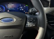 Ford Kuga SUV / Terénní 2,5 l 140 kw