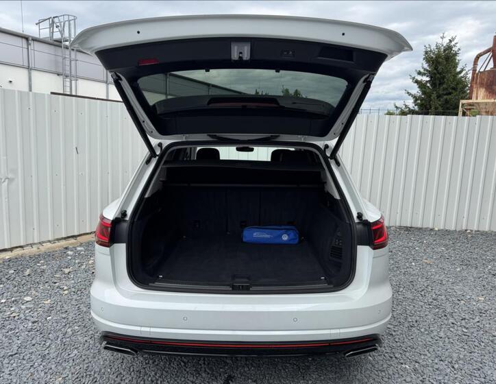 Volkswagen Touareg 12