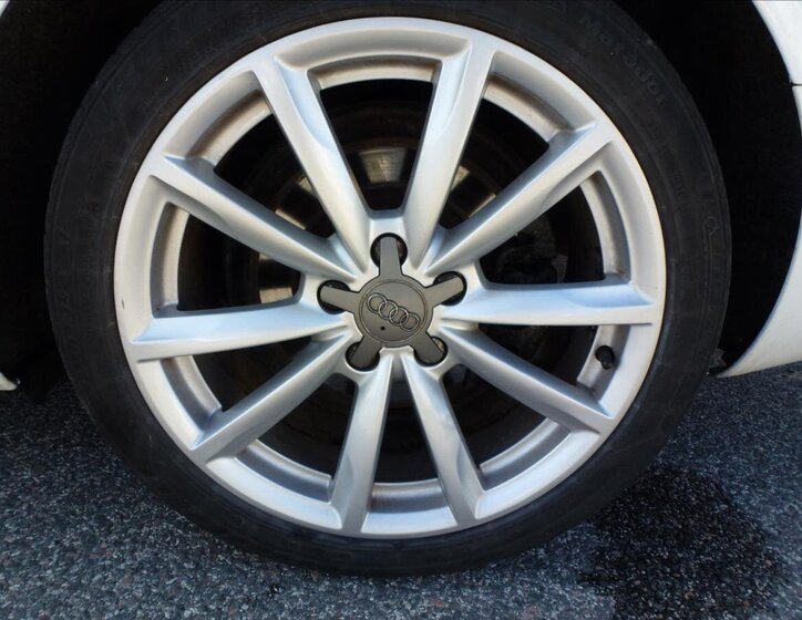 Audi A6 Kombi 2,7 l 140 kw