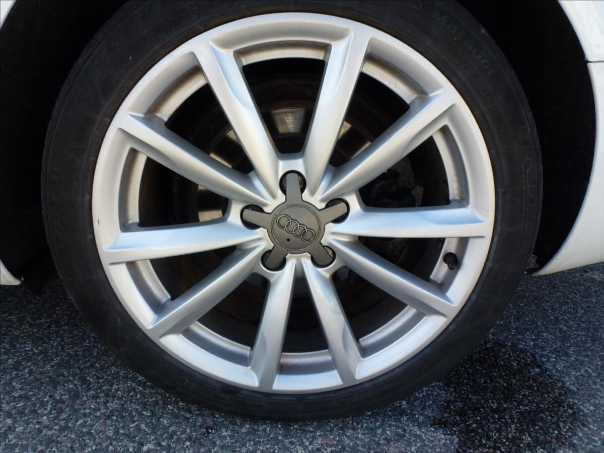 Audi A6 Kombi 2,7 l 140 kw