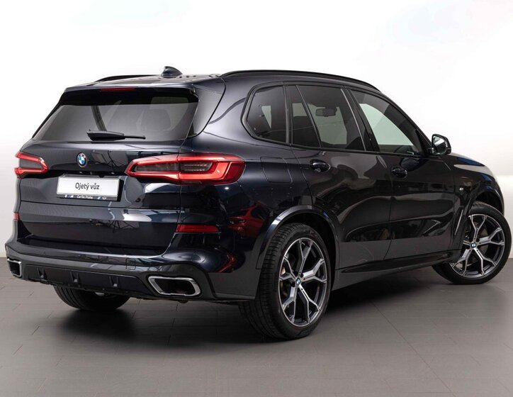 BMW X5 SUV / Terénní 3,0 l 195 kw