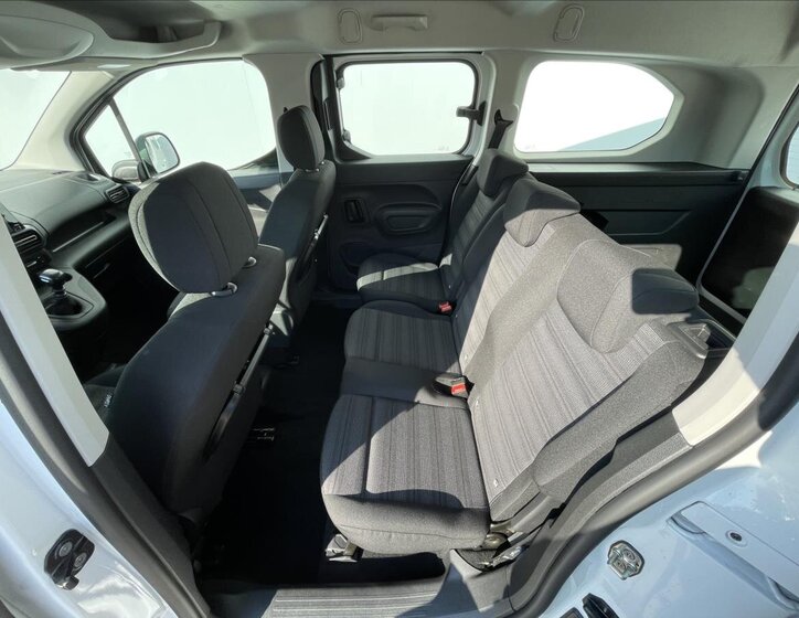 Opel Combo MPV 1,2 l 81 kw