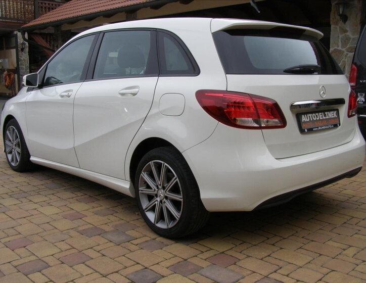 Mercedes-Benz Třídy B MPV 1,6 l 90 kw