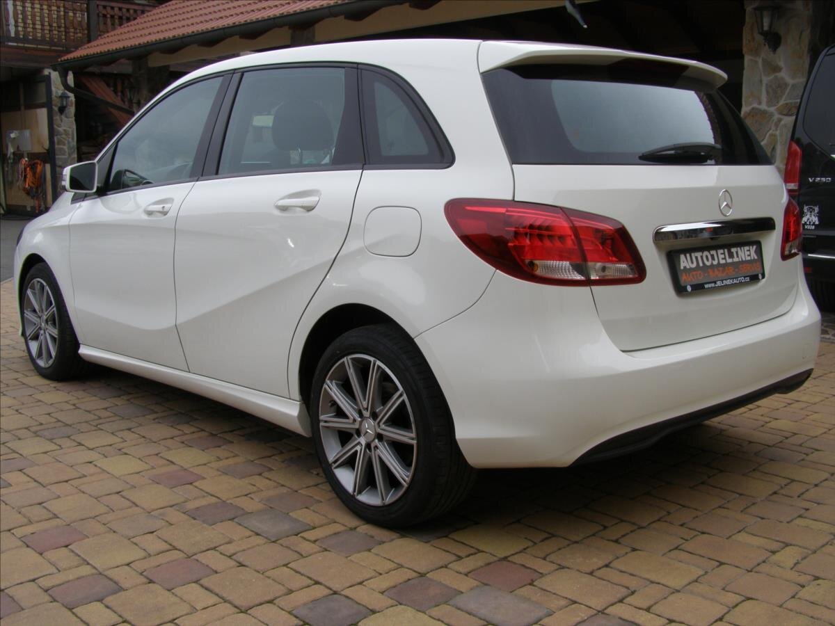 Mercedes-Benz Třídy B MPV 1,6 l 90 kw