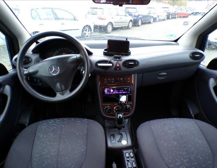 Mercedes-Benz Třídy A 7