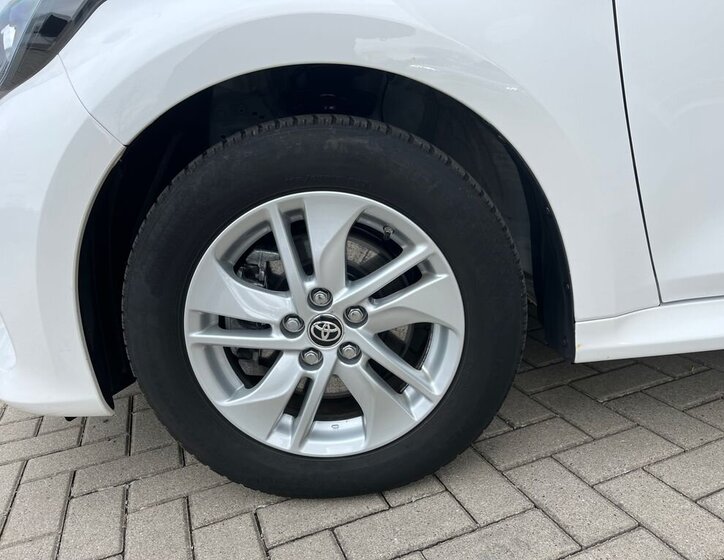 Toyota Yaris Hatchback 1,5 l 68 kw