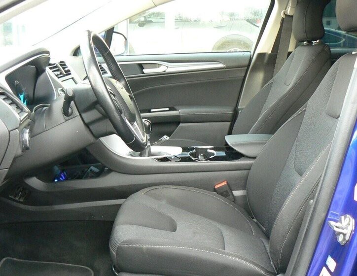 Ford Mondeo Sedan 2,0 l 110 kw