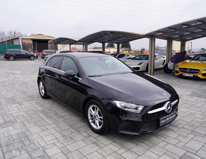 Mercedes-Benz Třídy A Hatchback 1,5 l 85 kw