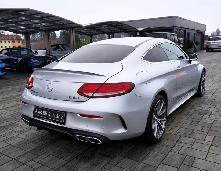 Mercedes-Benz Třídy C 6