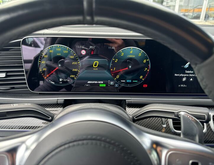 Mercedes-Benz GLE 10