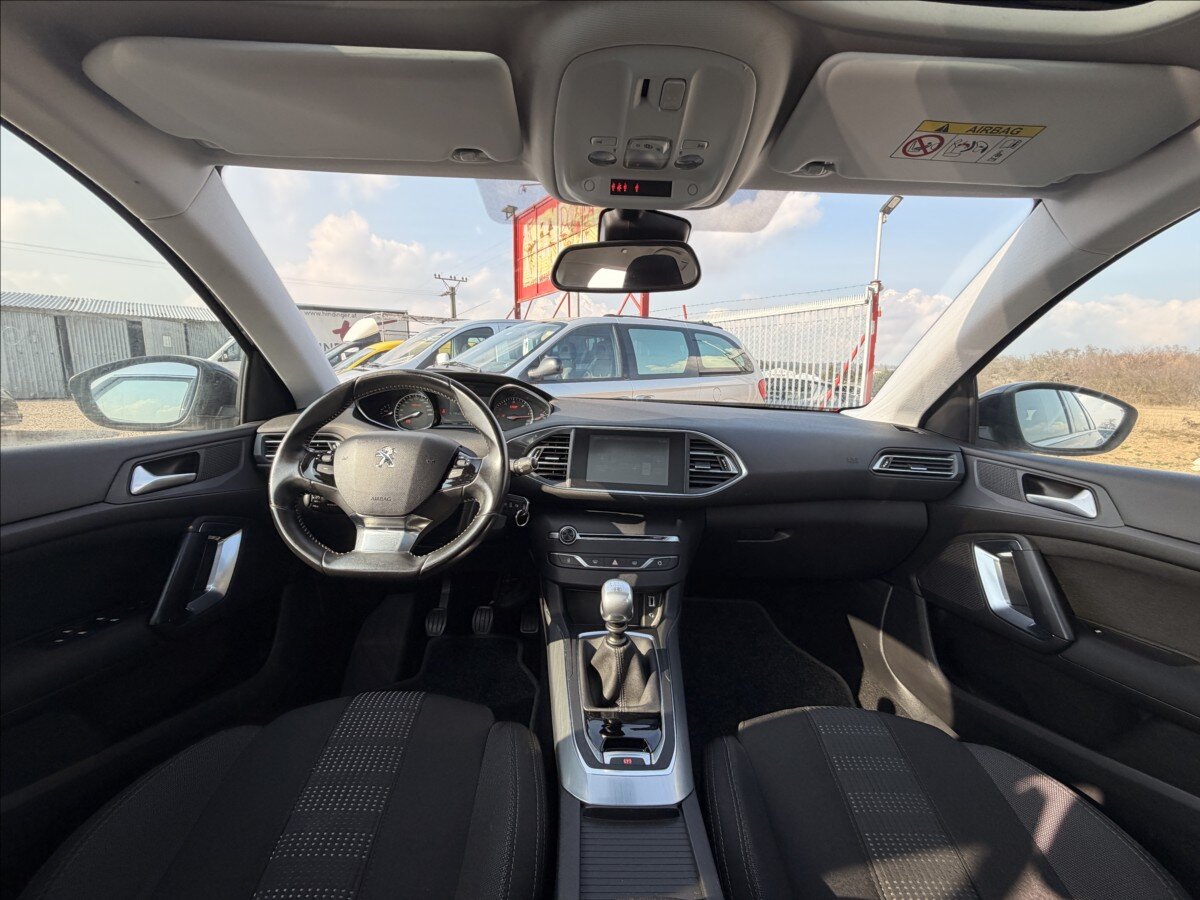 Peugeot 308 Kombi 2,0 l 110 kw