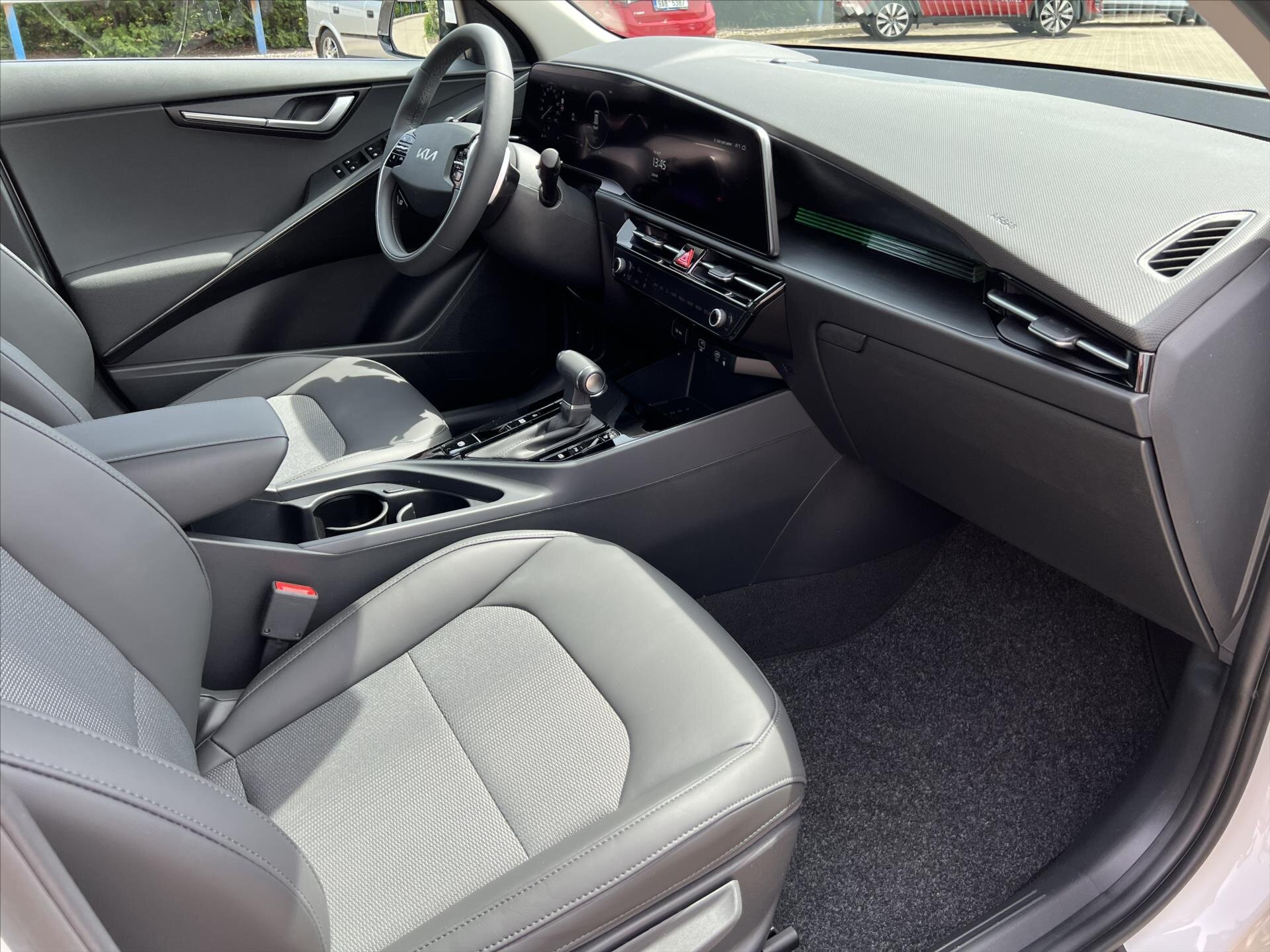 KIA Niro CUV 1,6 l 95 kw