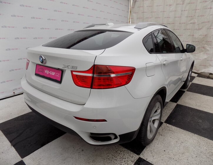 BMW X6 7