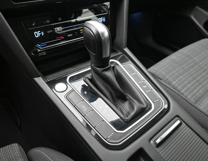 Volkswagen Passat 21