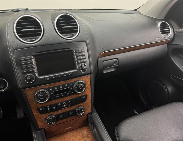 Mercedes-Benz GL SUV / Terénní 3,0 l 165 kw