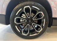 Ostatní Ostatní SUV / Terénní 0,0 358 kw