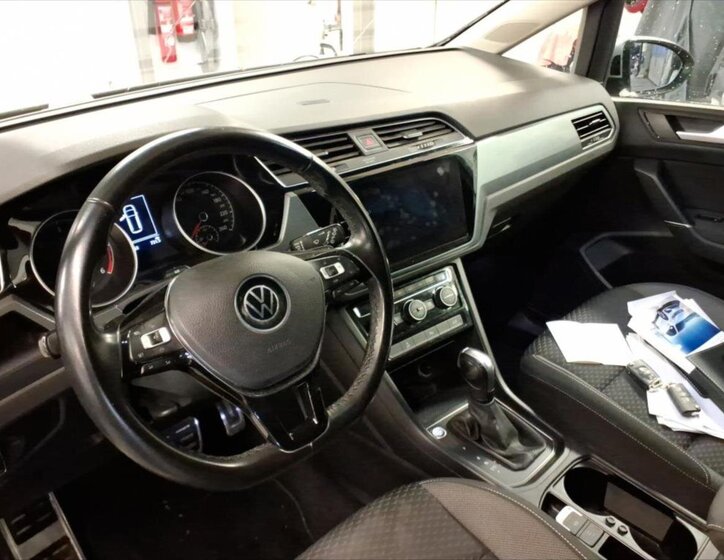 Volkswagen Touran MPV 2,0 l 110 kw