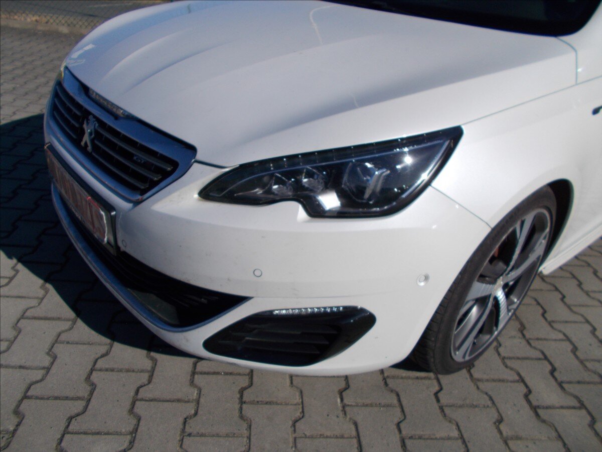 Peugeot 308 Kombi 2,0 l 133 kw