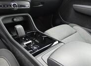Volvo XC40 6