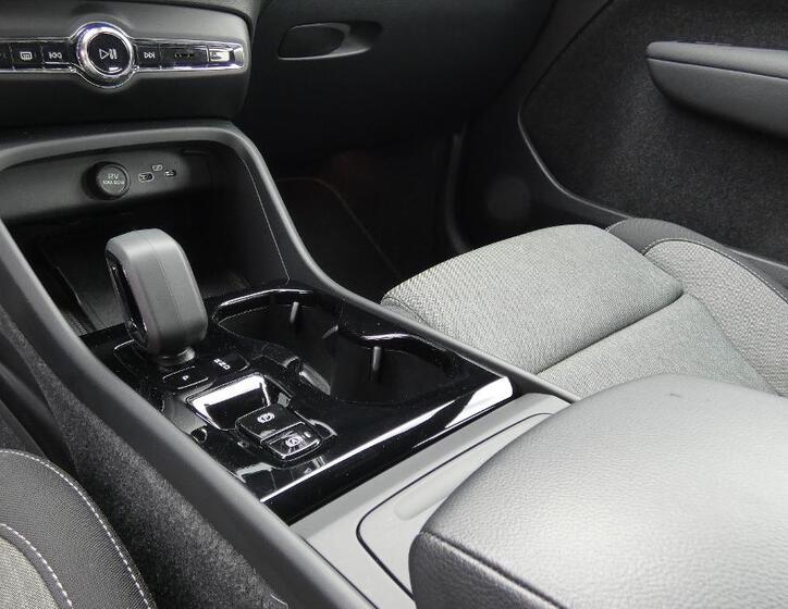 Volvo XC40 6