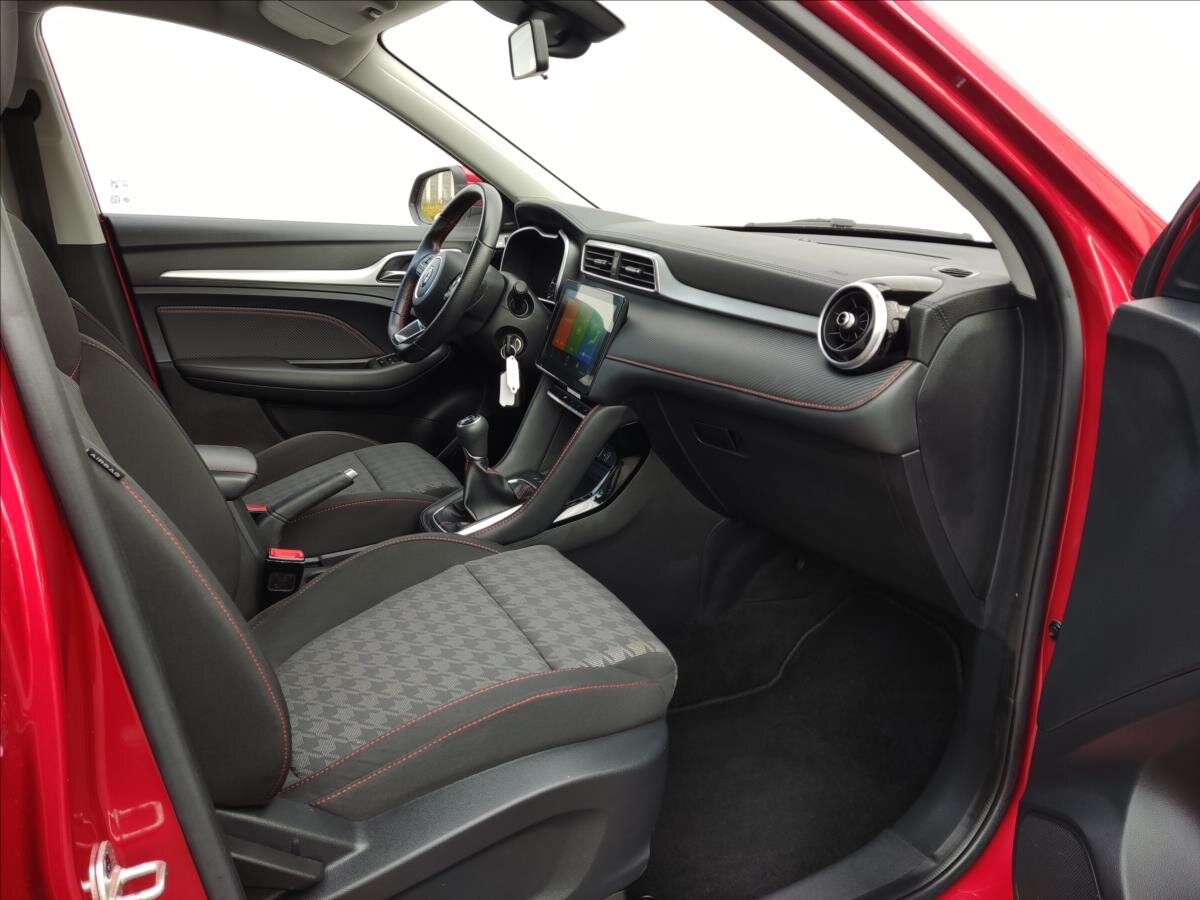 MG ZS SUV / Terénní 1,5 l 78 kw