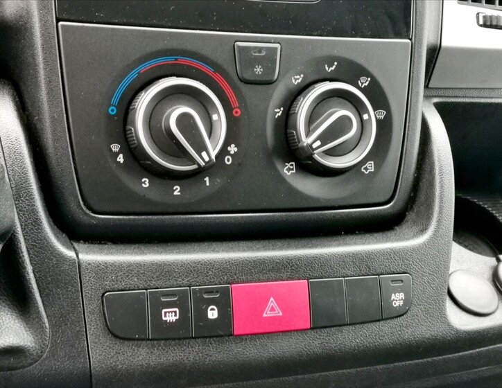 Peugeot Boxer Ostatní 2,0 l 120 kw