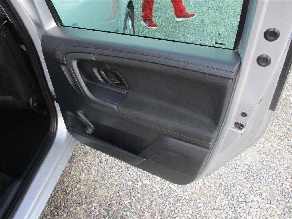 Škoda Roomster Kombi 1,2 l 63 kw