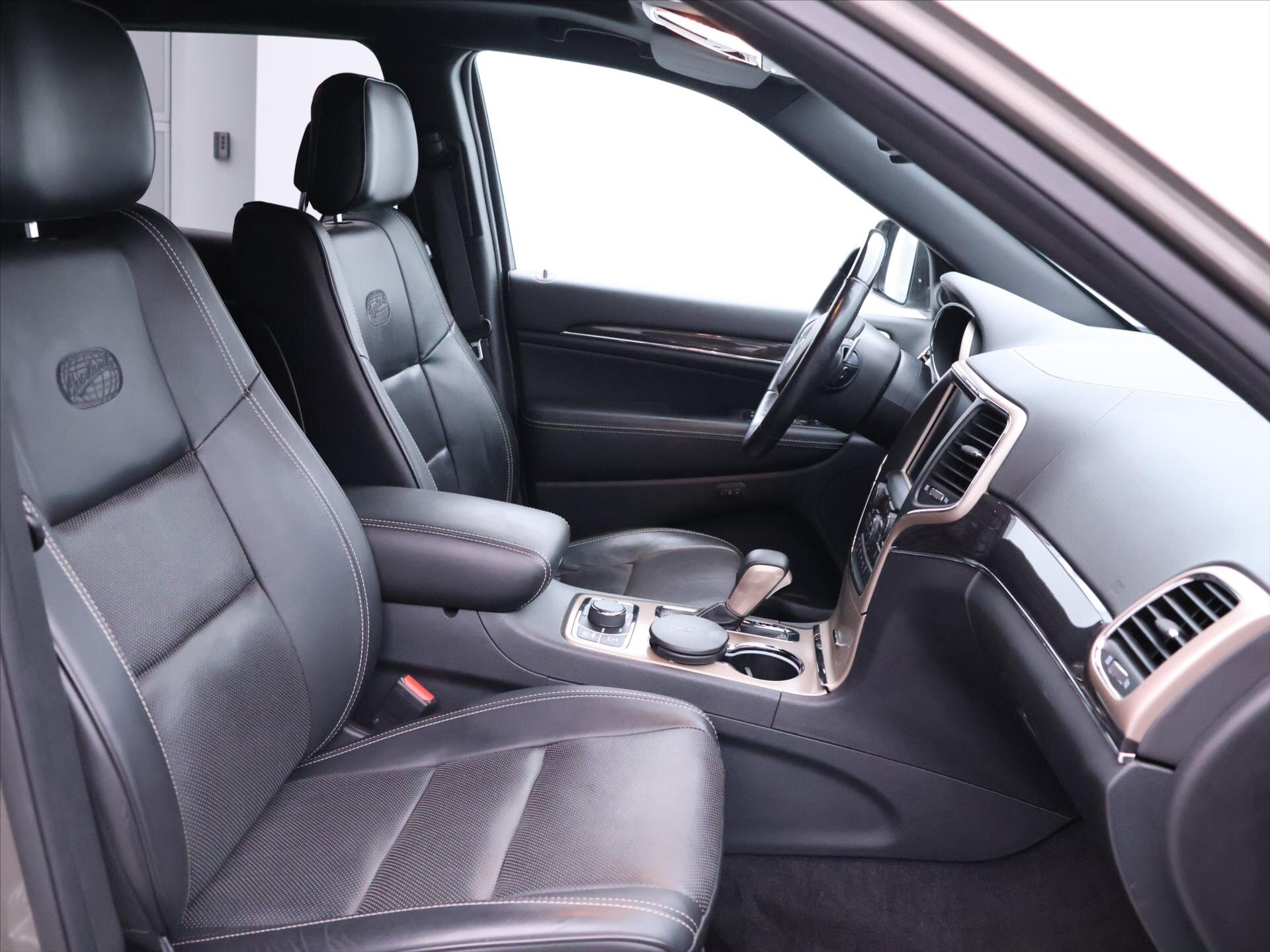 Jeep Grand Cherokee SUV / Terénní 3,0 l 184 kw