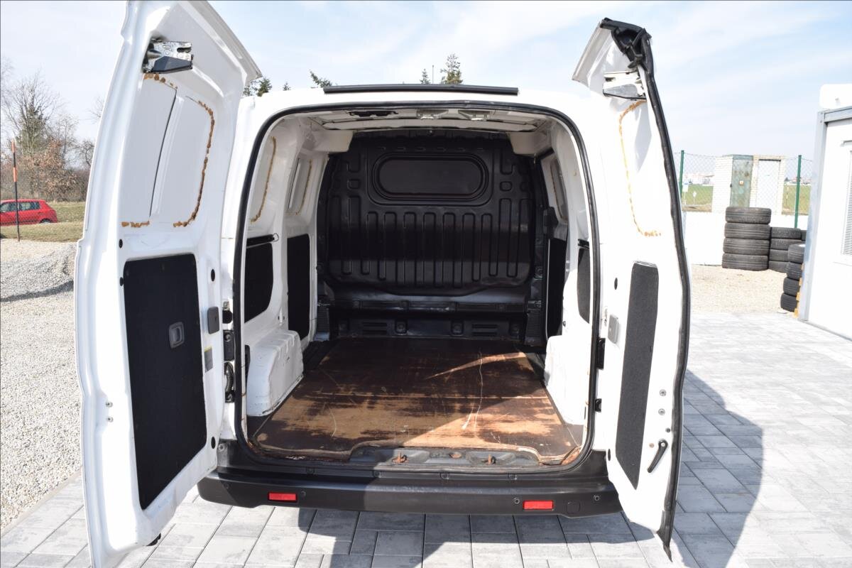 Nissan NV200 MPV 1,6 l 81 kw