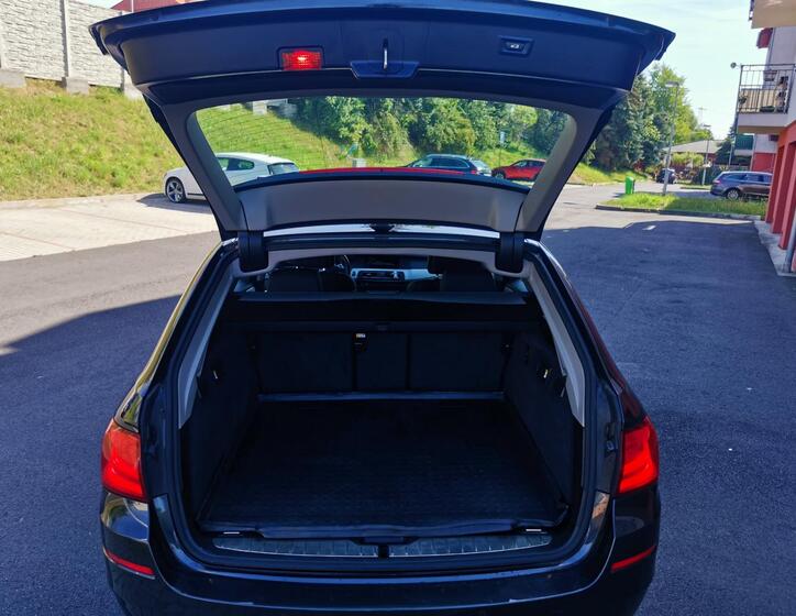 BMW Řada 5 Kombi 2,0 l 160 kw