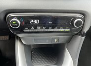 Toyota Yaris Hatchback 1,5 l 68 kw