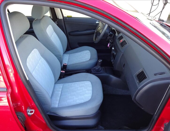 Škoda Fabia Hatchback 1,2 l 47 kw