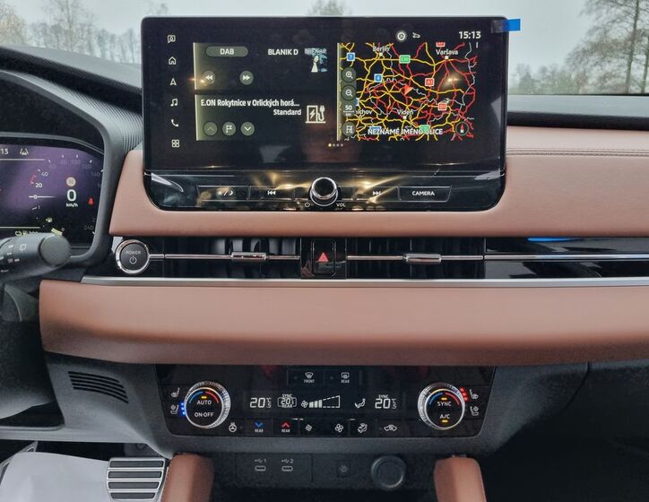 Mitsubishi Outlander 24