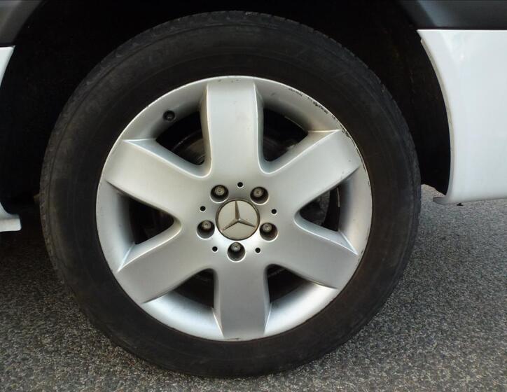 Mercedes-Benz Vito 42