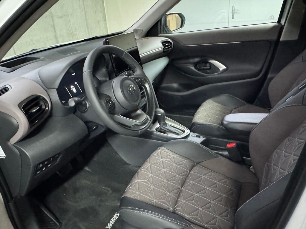 Toyota Yaris Cross SUV 1,5 l 68 kw