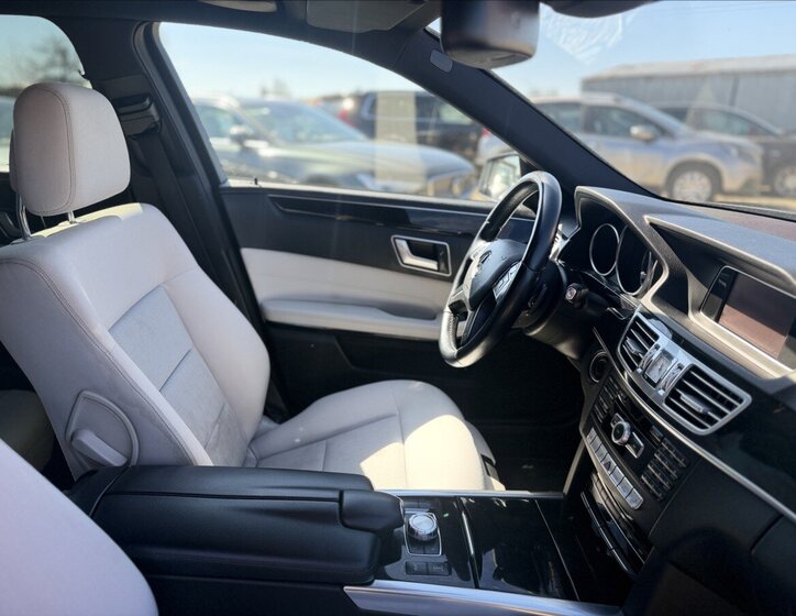 Mercedes-Benz Třídy E Kombi 2,1 l 150 kw