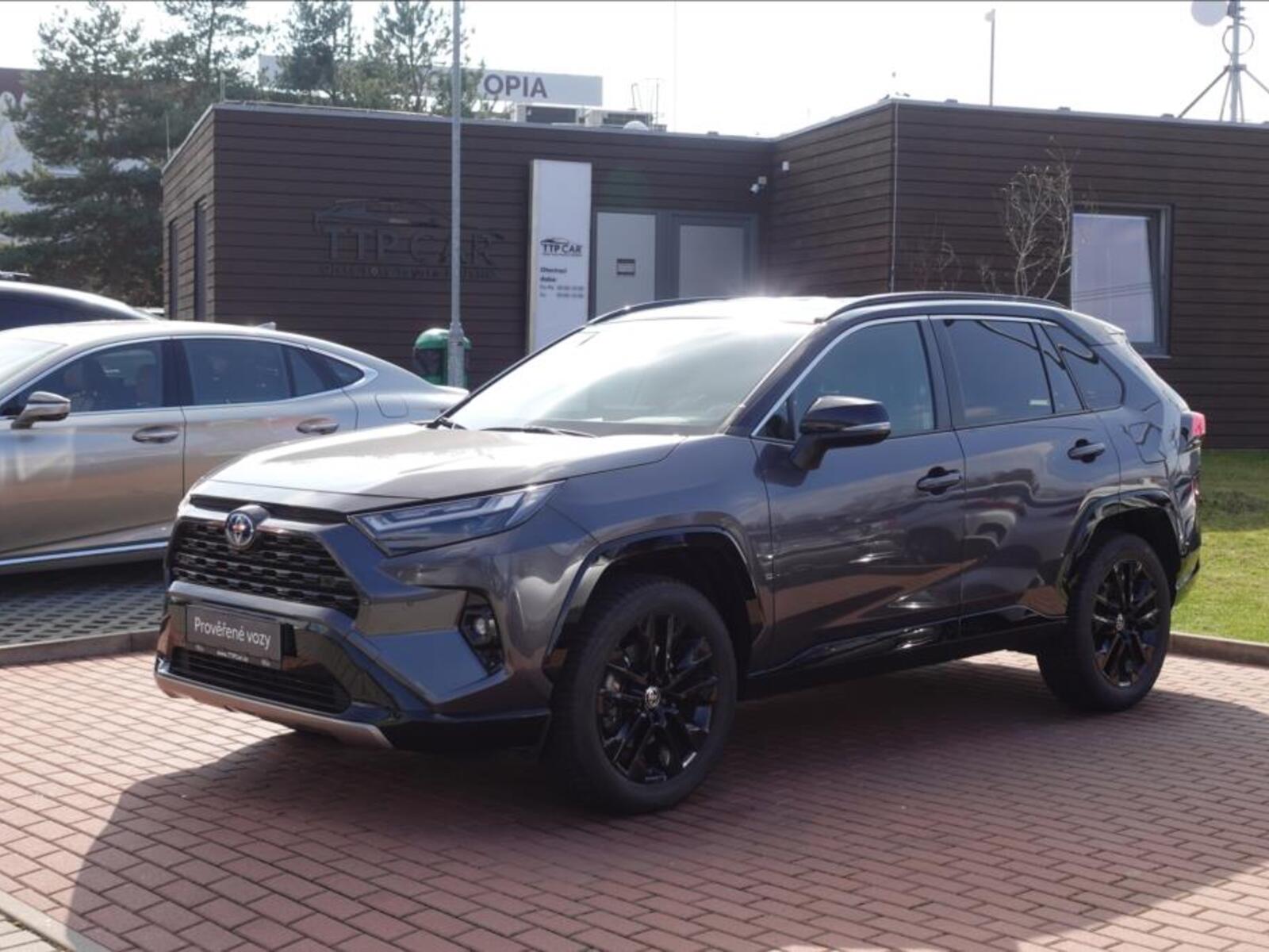 Toyota RAV4 1