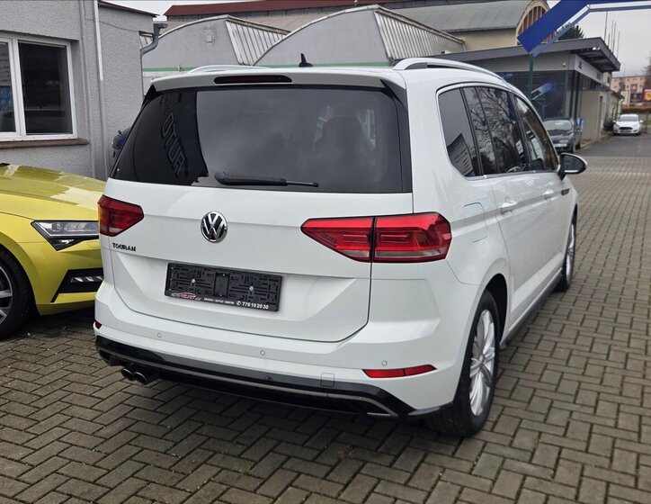 Volkswagen Touran 3