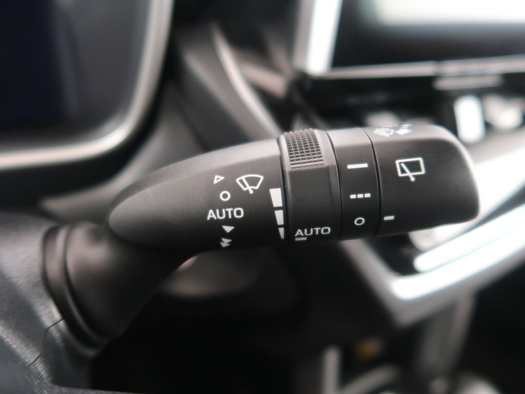 Toyota Corolla Cross Hatchback 2,0 l 112 kw