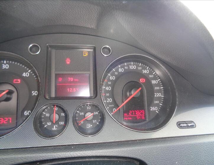 Volkswagen Passat 12