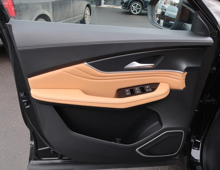 Dongfeng T5 EVO SUV 1,5 l 130 kw