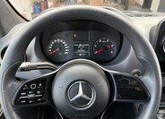 Mercedes-Benz Sprinter 10