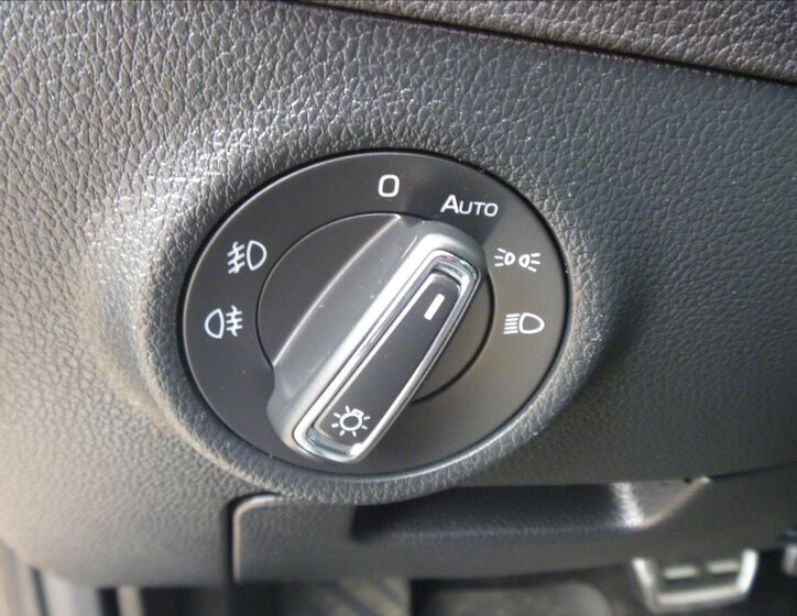 Škoda Superb Liftback 2,0 l 140 kw